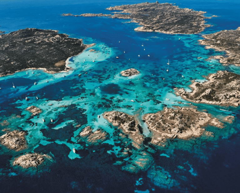 arcipelago della Maddalena dall'alto